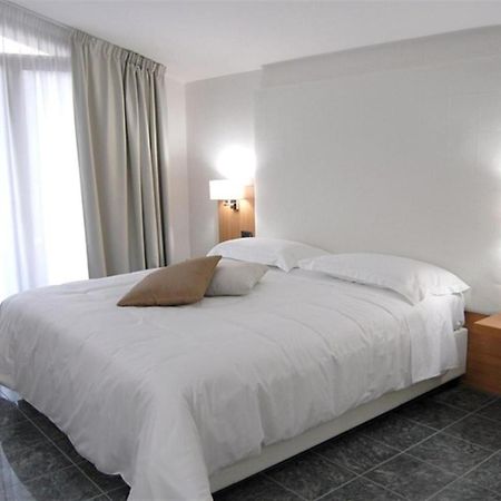 Vea Resort Hotel Меркато Сан Северино Екстериор снимка