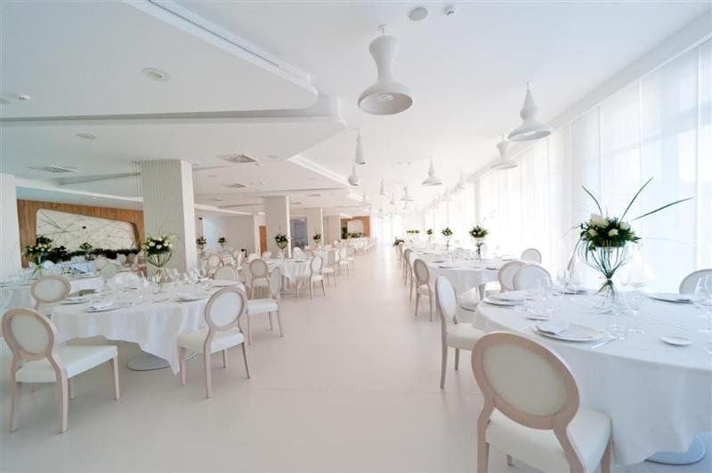 Vea Resort Hotel Меркато Сан Северино Екстериор снимка