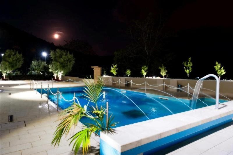 Vea Resort Hotel Меркато Сан Северино Екстериор снимка